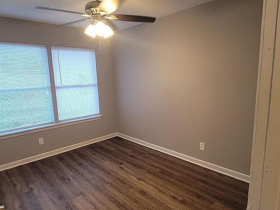 5th image of 238 Creath Pl