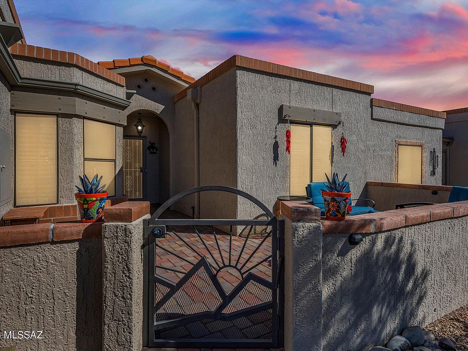 1st image of 14376 N Spanish Garden Ln