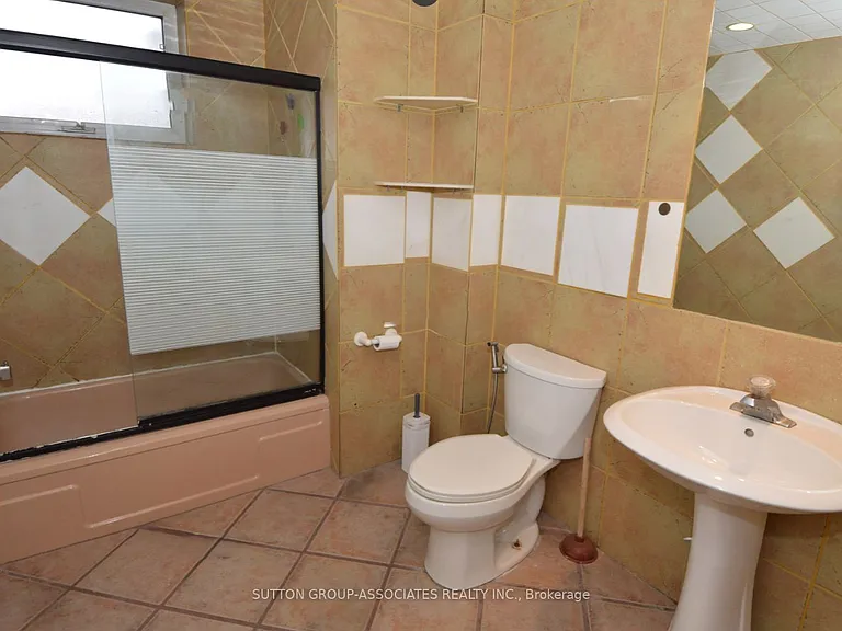 35 Longhope Pl — Photo 10
