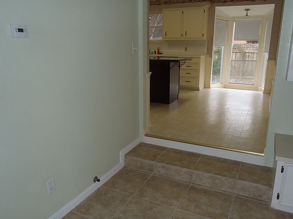 5th image of 2909 Avenue G