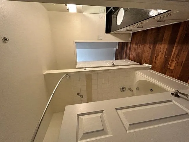 Wesley St. James Apartments at Sandy Springs — Photo 169