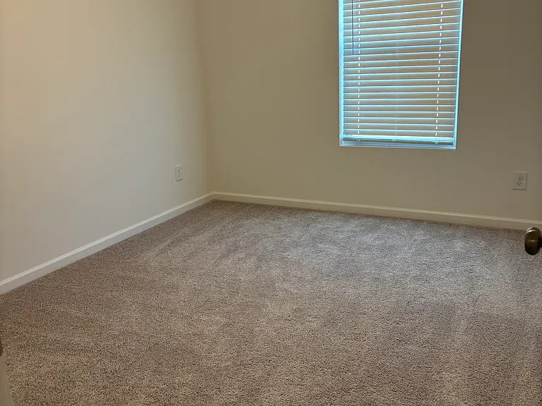 5008 Falstone Dr — Photo 24