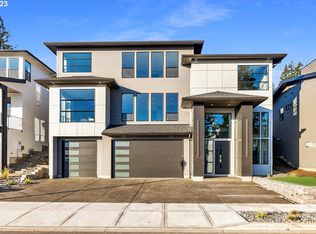 525 NE Province Dr, Camas, WA