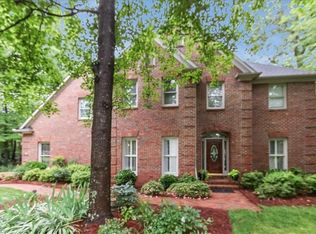 5402 Blue Heron Dr, Greensboro, NC 27455