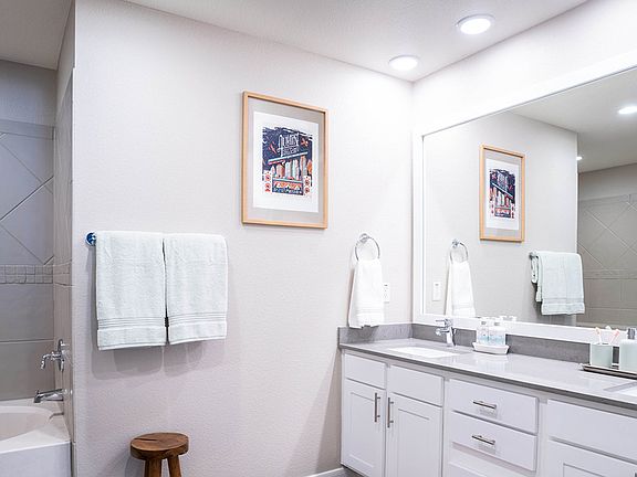 5th image of 4700 N Capital Of Texas Highway Sb APT 334