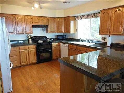 2nd image of 13945 Ocean View Dr