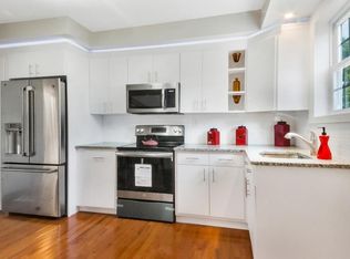 29 Ladd St, Springfield, MA 01109