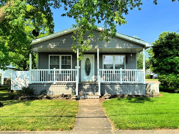 402 S Illinois St, Streator, IL 61364