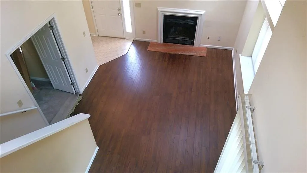 2 bed, 2.0 bath, 1225 sqft, $1,810 — Photo 4