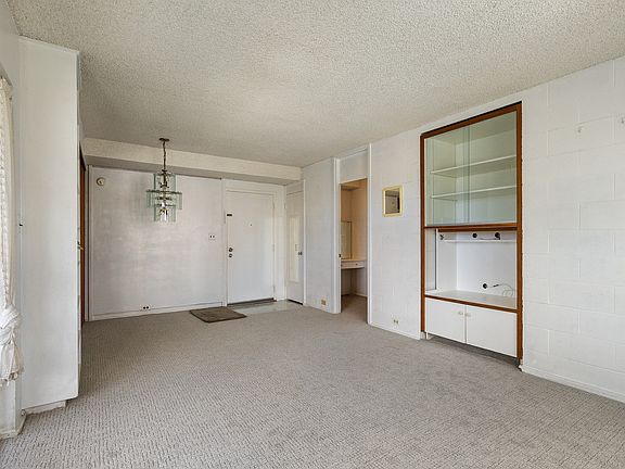 2nd image of 509 University Ave APT 1006
