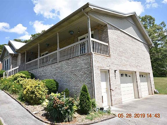 2nd image of 3761 Meadowland Dr