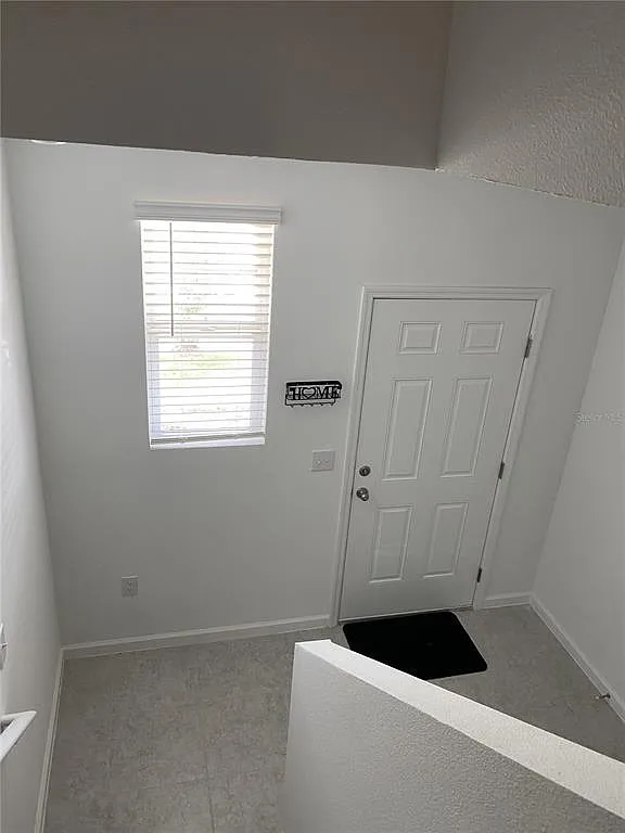 3 bed, 2.5 bath, 1480 sqft, $1,800 — Photo 4