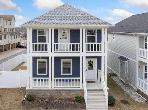 253 Beverly Ave, Auburn Hills, MI 48326