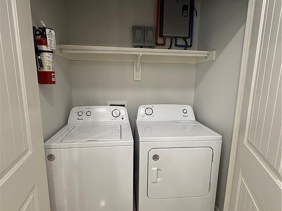 5th image of 204 W Rutherford Ave #4