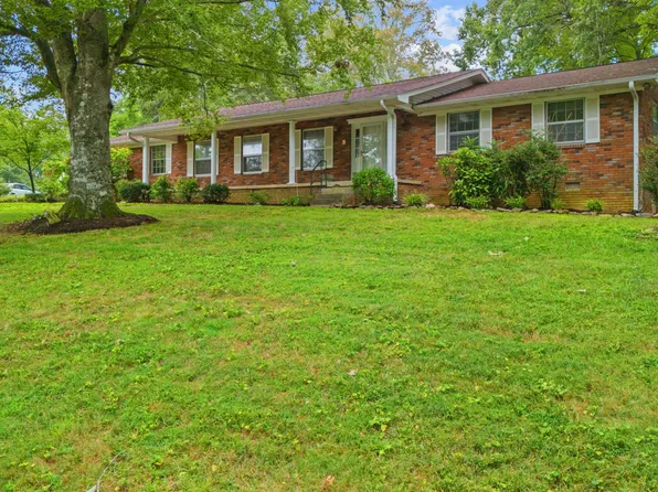 749 Tamiami Trl, Knoxville, TN 37924