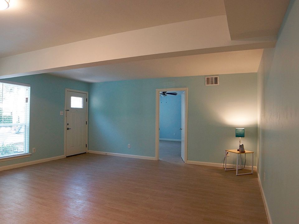 1st image of 1521 Missouri St #1