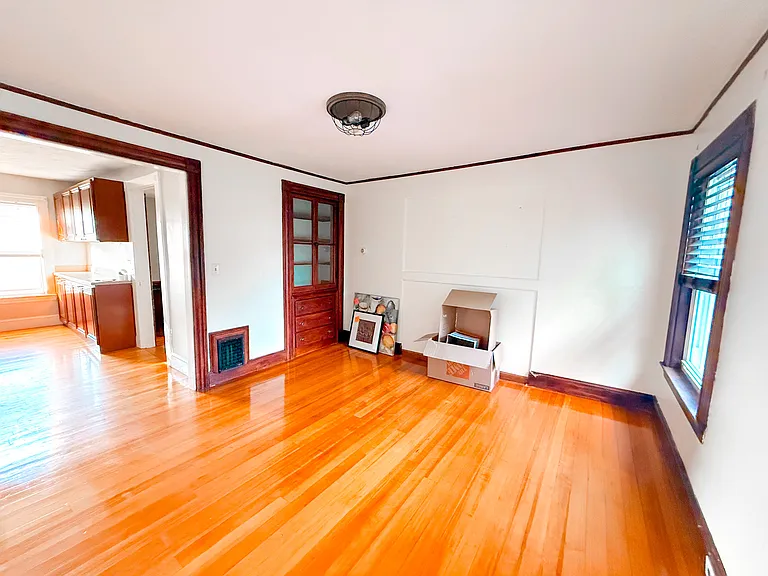 3 Elm St #2 — Photo 4