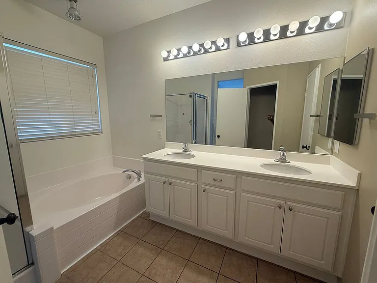 13252 Placentia St — Photo 6