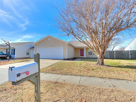 5th image of 15329 Lilly Garden Ln