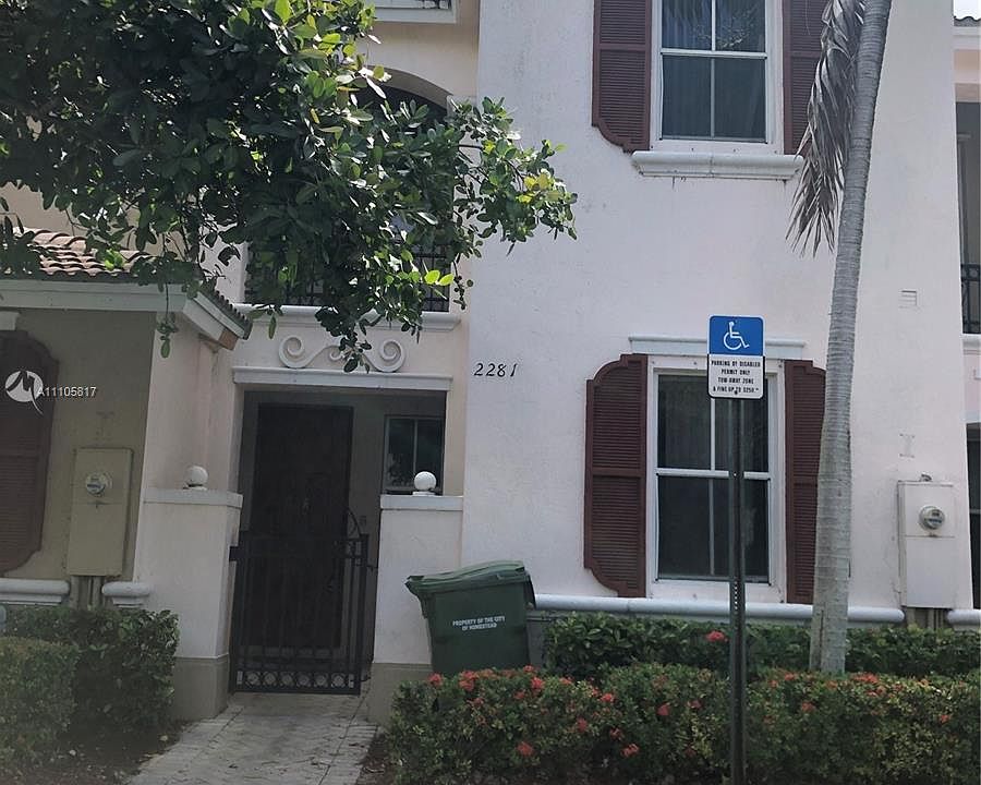 1st image of 2281 NE 42nd Ave #2281