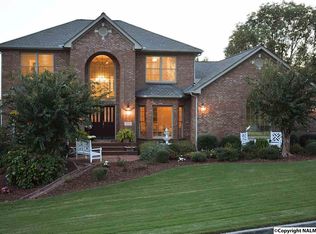 7866 Walsingham Rd SE, Huntsville, AL 35802