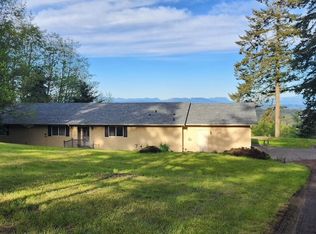 99 W Cross Island Road, Camano Island, WA 98282