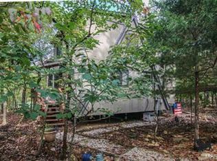 1132 Teal Woods Dr, Wright City, MO 63390