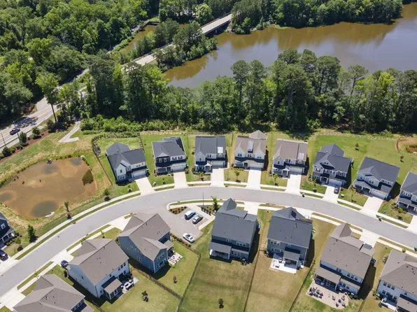 2426 Heron Watch Pl, Fuquay Varina, NC 27526