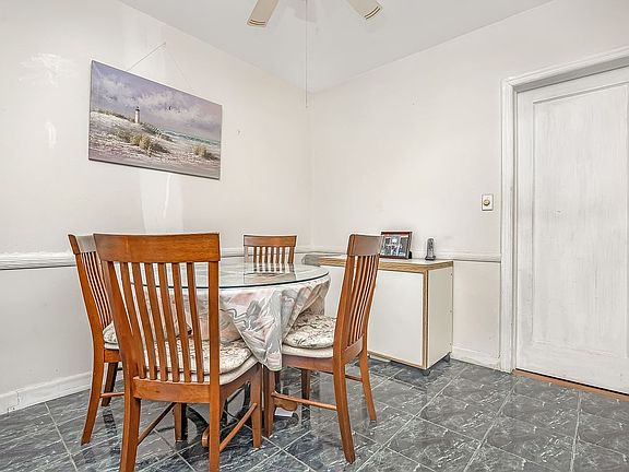 5th image of 5843 81st St