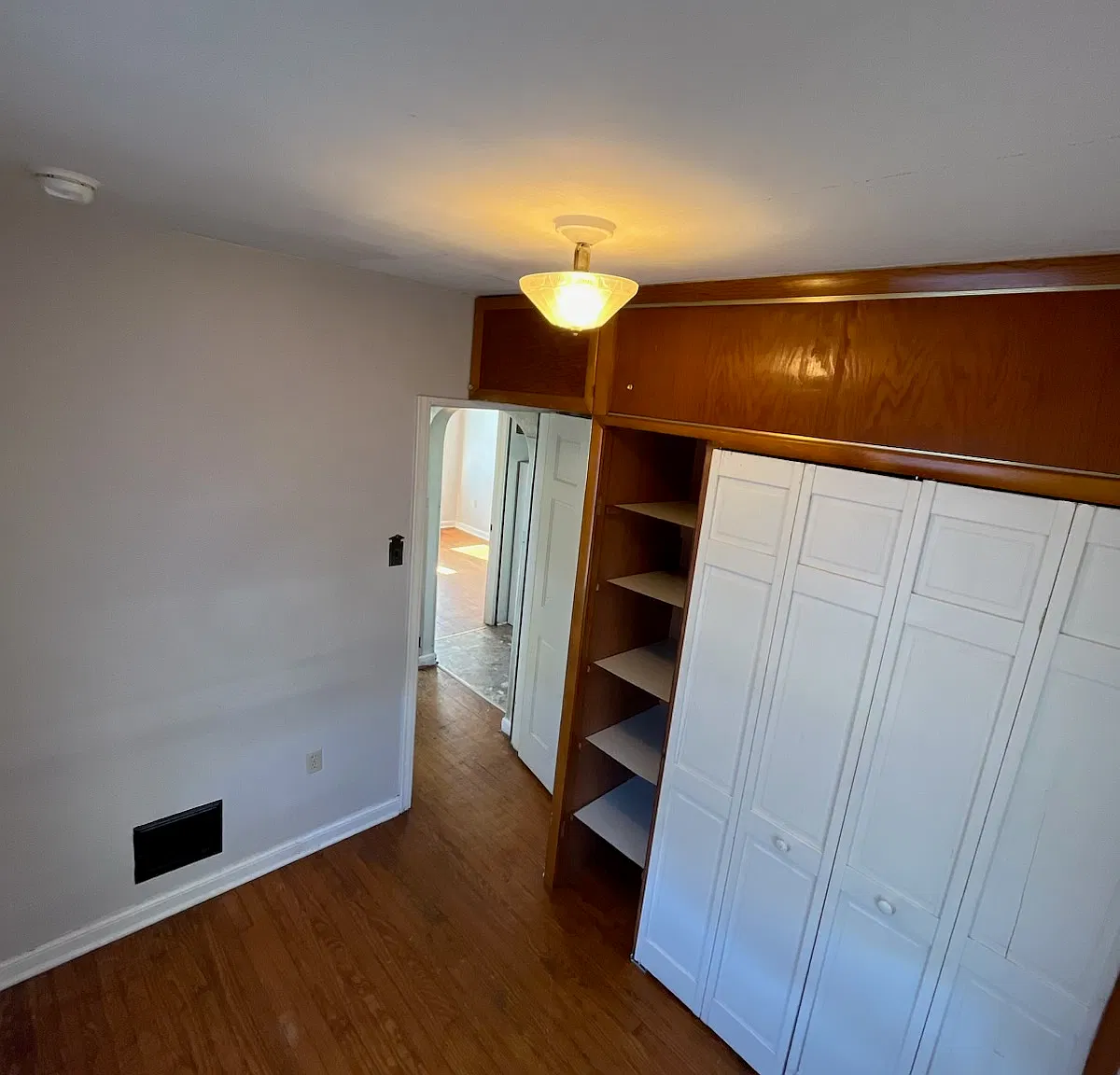 2 bed, 1.5 bath, 1400 sqft, $1,000 — Photo 4