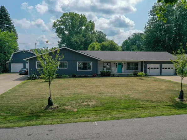 7168 Lester St, Lexington, MI 48450