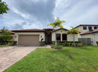 2424 SE 3rd St, Homestead, FL 33033