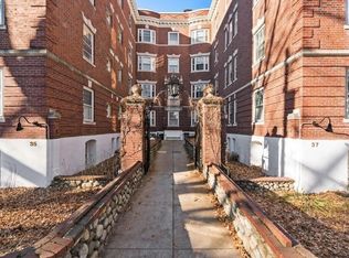 37 Lee St, Cambridge, MA 02139