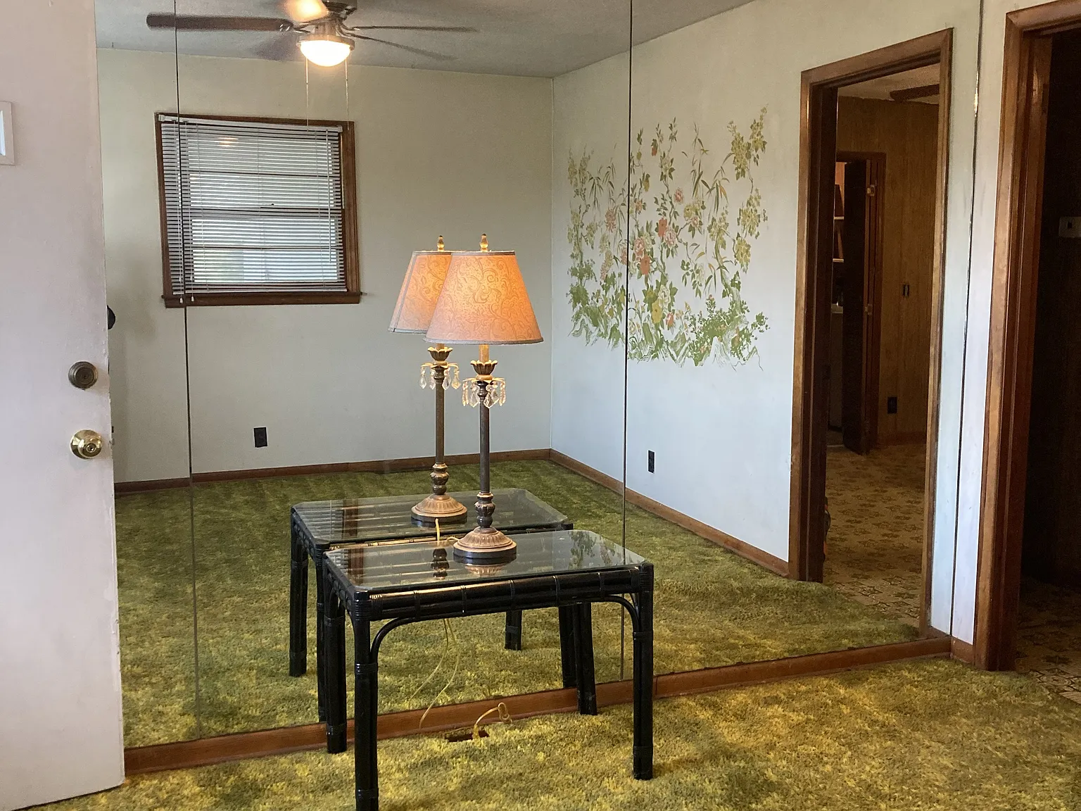 3 bed, 950 sqft, $1,100 — Photo 3