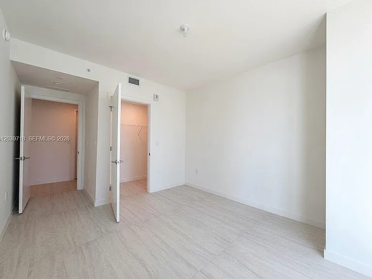 77 SE 5th St #1903 — Photo 7