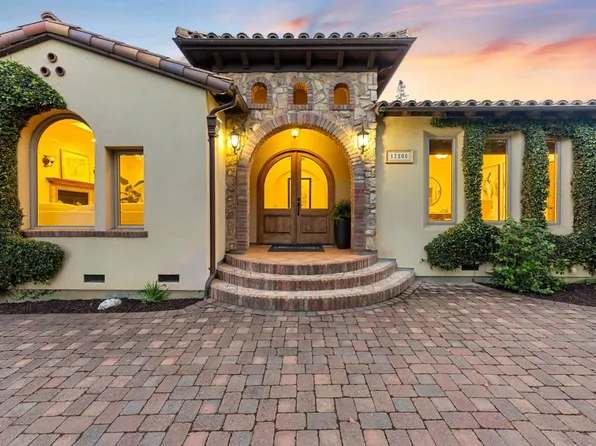 17800 Daves Ave, Monte Sereno, CA 95030
