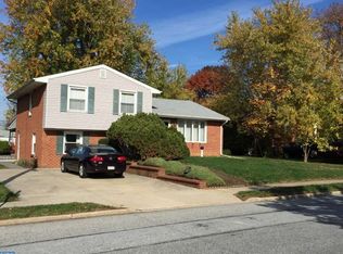 1432 Sandwood Rd, Conshohocken, PA 19428