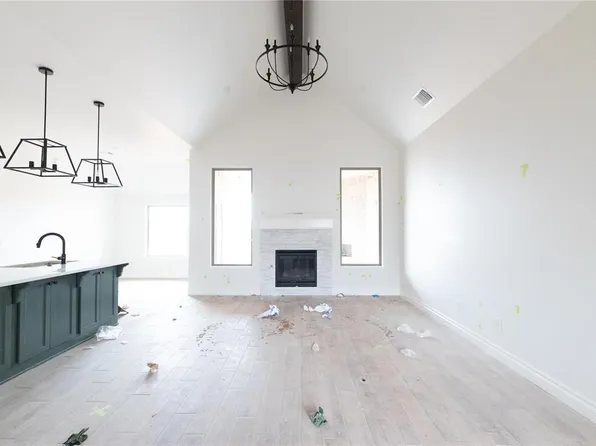 8125 NW 154th St, Edmond, OK 73013