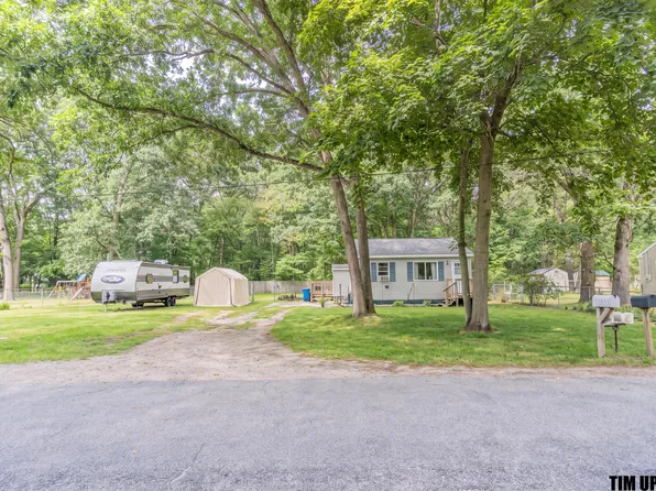 1341 S Bolen Rd, Muskegon, MI 49442