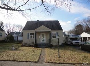 480 Willow Rd, Hellertown, PA 18055