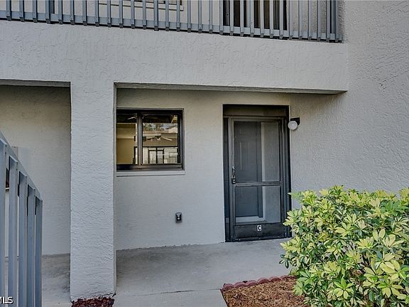4th image of 17451 Blueberry Hill Dr APT C