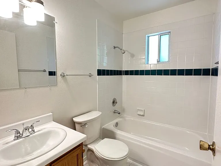 619 Military E — Photo 25