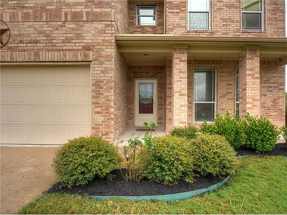 3rd image of 2121 Cambria Dr