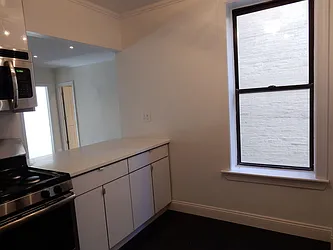 Rented by Aimee Grodanz, LREB