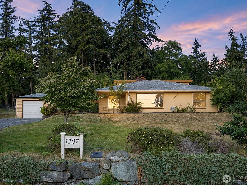 1st image of 1207 32nd Street