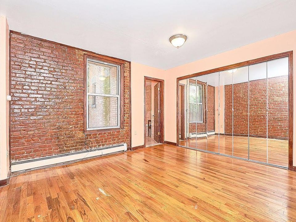 1st image of 560 W 173rd St APT 1