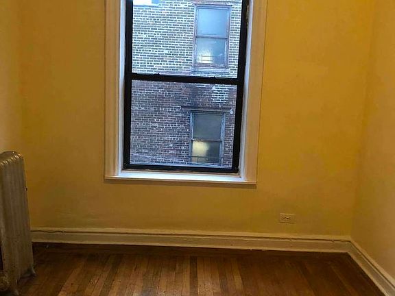 3rd image of 2725 Morris Ave APT 5A