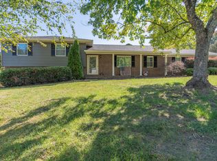 3936 S Mission Oaks Dr, Chattanooga, TN 37412