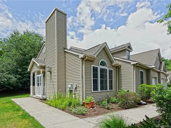 25 Hamden Hills Drive #73, Hamden, CT 06518