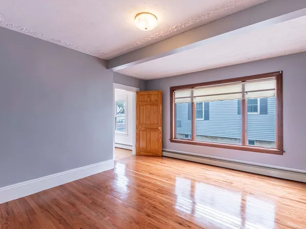 64 Fulton St, Peabody, MA 01960